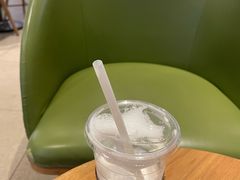 -星巴克臻选(北京银泰店)