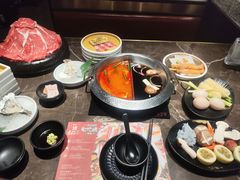 -一绪に和牛寿喜烧(罗湖益田假日店)