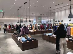 -URBAN REVIVO(西安Momopark店)