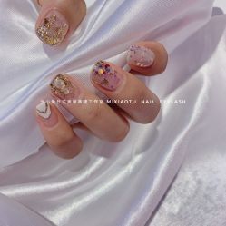 -米小兔美甲美睫