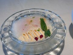 -弦月窗LUNETTE BY AMANDA(复兴路店)