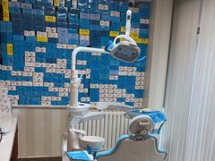 -康城口腔(磁器口店)