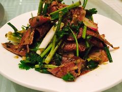 烧椒拌牛舌-渝信川菜(工体店)