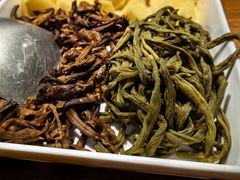 -万里闯关东铁锅炖菜馆(高新旗舰店)