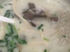 -津津老鸭粉丝馆(正东路店)