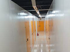 -安东易迷你自助仓储寄存仓库(杨浦店)