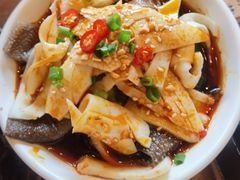 -炉小二铜锅牛蛙•川湘菜(三里屯店)