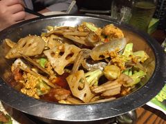 麻辣香锅-小镇印象音乐餐吧(莲塘店)