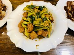 老油条拌黄瓜-董立兵烤鸭店(明湖店)