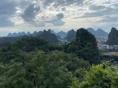 -叠彩山景区