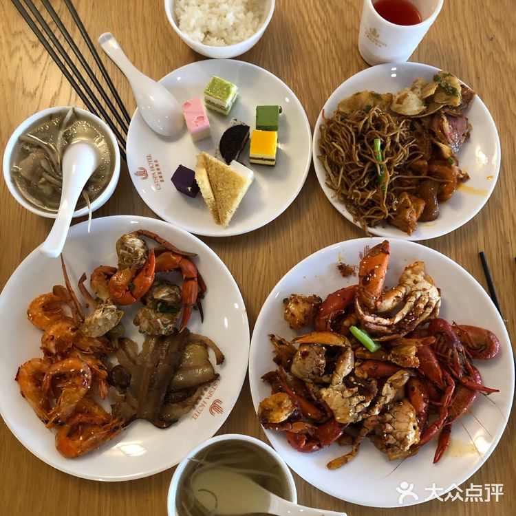 不出昆明，带娃超好玩的四季室内水上乐园