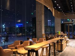 -星巴克臻选(成都环球乐天店)