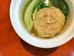 蟹粉狮子头-汇金酒店·餐厅