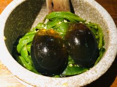 擂辣椒皮蛋拌茄子-炊烟小炒黄牛肉(东庆街店)