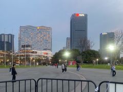 -东方体育中心(地铁站)