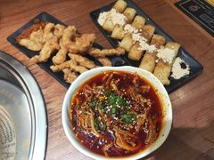 -串门邻居串串火锅(云南南路店)