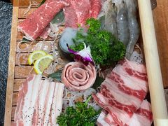 -何发发和牛烧肉·鳗鱼榴莲放题自助(乐峰广场店)