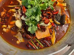 -川流不息·地道川菜·小龙虾(松东路店)