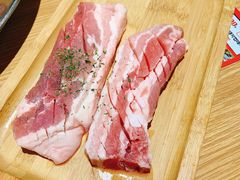 -江南猪肉商会无限续吃(弘大店)
