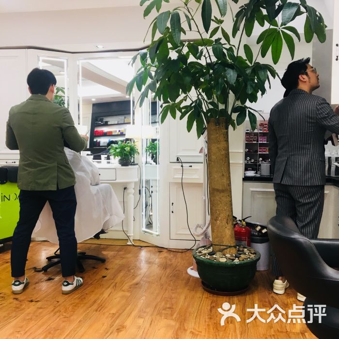 bulb studio 巴柏明星发型工作室(和平大悦城店)--环境图片-天津丽人