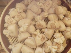-牛YO寿喜烧·铁板烧和牛火锅自助(市府恒隆店)