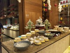 自助取餐区-华邑酒店·鲜艳全日自助餐厅