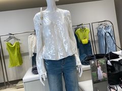 -URBAN REVIVO(七宝领展广场店)