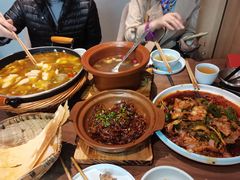 -有红鸡毛店·川菜(建设路店)