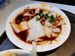 流汁宽粉-舌尖尖传统小吃(万达店)