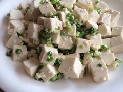 小葱拌豆腐-有家驴肉黄面(敦煌店)