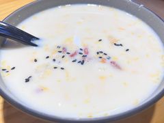 -勺子米线·云南传统小吃市集(四方街店)