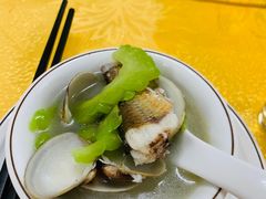 -霞涌市场海鲜摆卖区