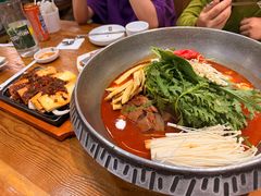 -喇喇排骨火锅·传统韩式脊骨汤(望京西园总店)