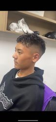 -诗悦发型烫染SALON