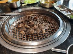 -韩烧牛中牛·甄选黑牛烤肉(黑金店)