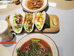-公园北鹿·铃兰餐厅(齐盛湖店)