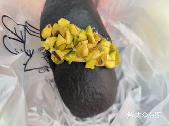 买过红豆包（是日式的香味） 龙井奶酥贝果（奶酥里面还