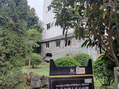 -四川汶川特大地震漩口中学遗址