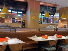 -小鱼小牛(世欧广场店)