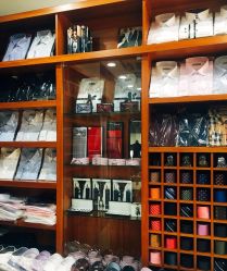 点击看大图 -香港威德诚洋服BESPOKE西服西装高级定制(上海湾一店)