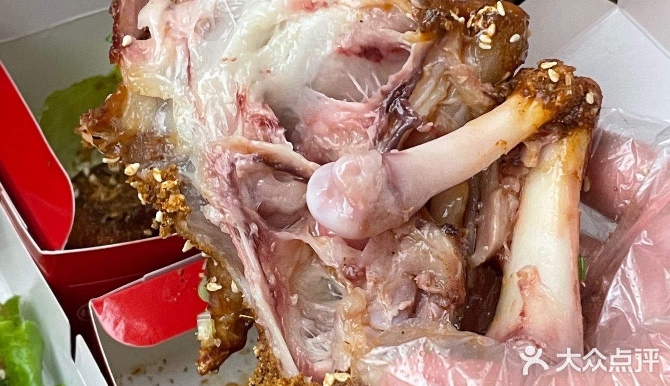 三十多的餐里还有凤爪藕盒真不戳 一整个沦陷…
