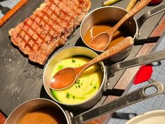 -弦月窗LUNETTE BY AMANDA(复兴路店)