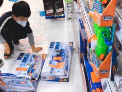 -玩具反斗城(正大广场店)