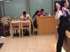 -德克士(虹桥火车站店)