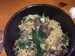 排挡炒面-首尔大排档