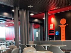 大堂-麦当劳(深圳北站高铁店)