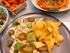 -théATRE CAKE 茶聚场(环球金融中心店)