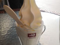 -古老冰山特色冰淇淋店(艾提尕尔店)