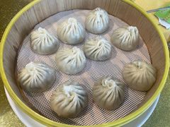 沙葱羊肉馅包子-德乐海蒙餐