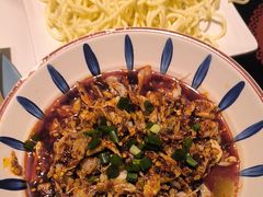 -黄记煌三汁焖锅(新佳丽江汉路店)